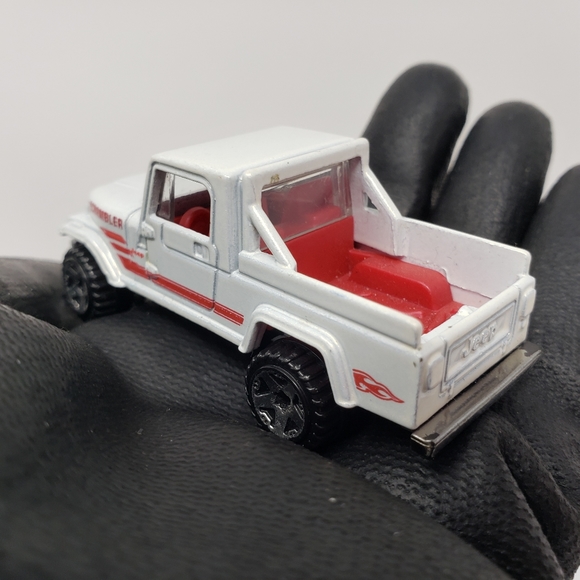 Matchbox Chrysler Jeep 2008 Scrambler CG8 Diecast - Picture 15 of 16